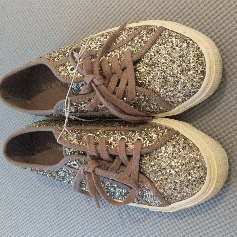 NEW Glitter Sequin Sneakers Size 7
